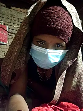 Snapshot of Curvy_Vamikaa chatting on 12/05/25, 03:09 Curvy Vamikaa online show from 12/05/25, 03:09