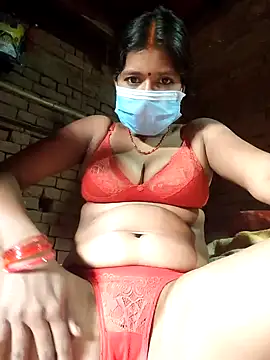 Snapshot of Curvy_Vamikaa chatting on 12/16/25, 08:52 Curvy Vamikaa online show from 12/16/25, 08:52