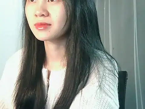 Snapshot of Nunaa18 chatting on 11/30/25, 09:02 Nunaa18 online show from 11/30/25, 09:02