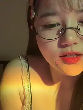 Snapshot of boniu-mimi chatting on 11/30/25, 02:32 boniu-mimi online show from 11/30/25, 02:32