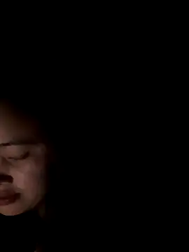 Snapshot of mai-mai-97 chatting on 11/25/25, 01:55 mai-mai-97 online show from 11/25/25, 01:55