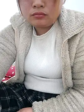 Snapshot of mai-mai-97 chatting on 02/02/26, 12:37 mai-mai-97 online show from 02/02/26, 12:37