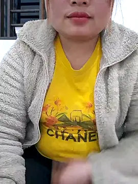 Snapshot of mai-mai-97 chatting on 02/04/26, 02:34 mai-mai-97 online show from 02/04/26, 02:34