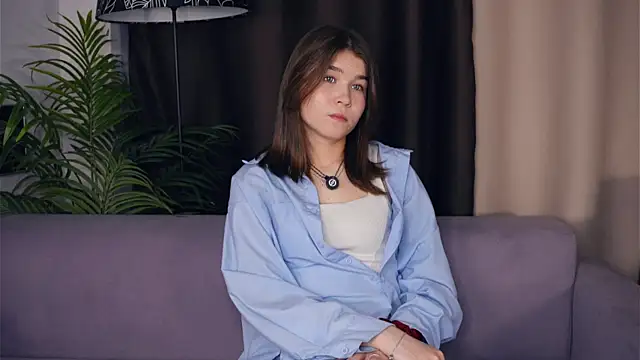 Snapshot of ZulaRattan chatting on 11/27/25, 05:09 ZulaRattan online show from 11/27/25, 05:09