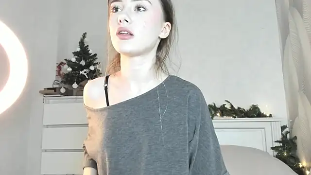 AmyForYouu online show from 01/11/26, 08:14
