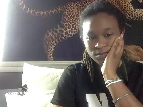 JuicyEbonyGoddess online show from 04/05/26, 08:33