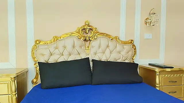 HallieStone online show from 02/10/26, 12:09