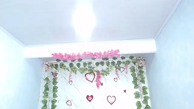 angelamanjarrezcm online show from 12/20/25, 03:35