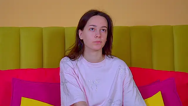 LilyLanes online show from 12/21/25, 06:42