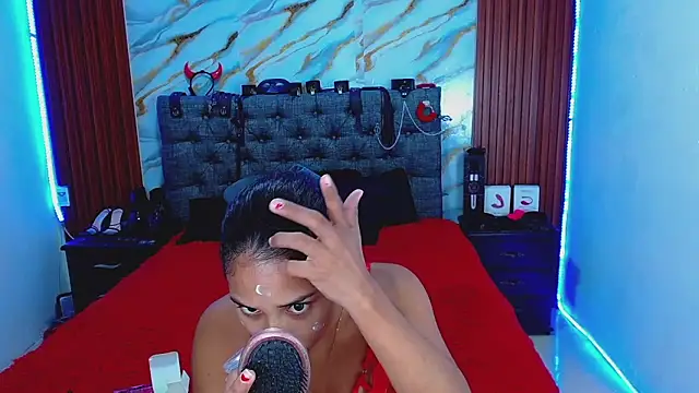 Meryandcris online show from 03/18/26, 02:26