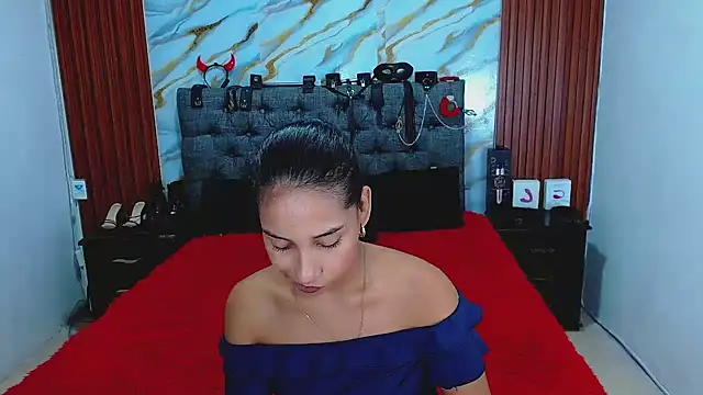 Meryandcris online show from 04/14/26, 04:07