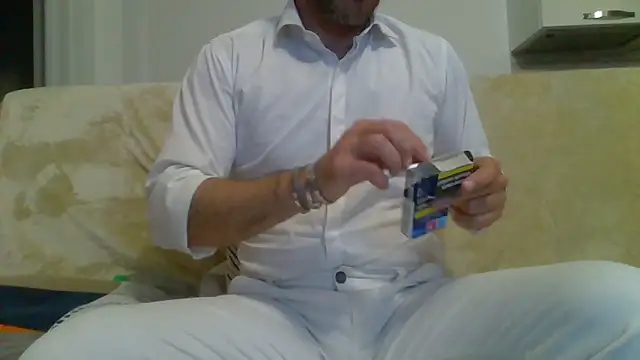 Eroshotlicker online show from 04/17/26, 08:34