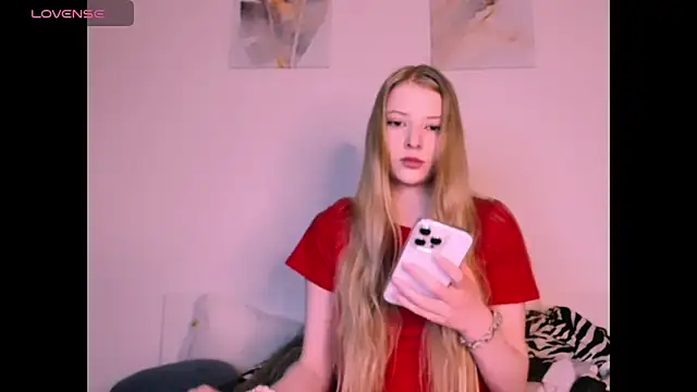  Milana Sparkl75  online show from 01/11/26, 07:19