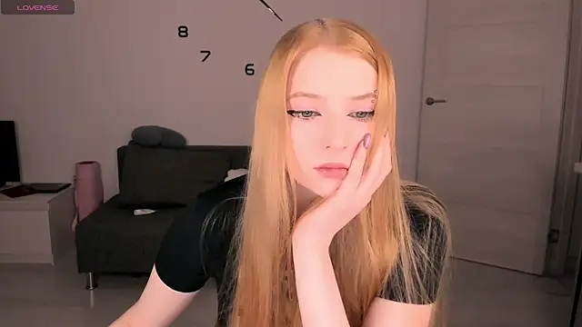  Milana Sparkl75  online show from 05/10/26, 06:24