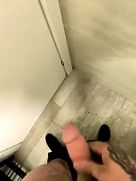 Razvan696969 online show from 02/16/26, 07:21