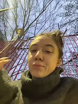 CristinaSw online show from 12/21/25, 02:57