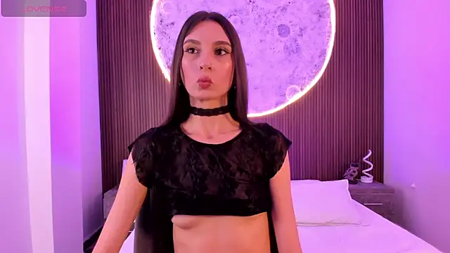 IvannaVolk  online show from 01/10/26, 04:58