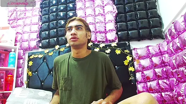 andresdark 07 online show from 11/28/25, 03:20