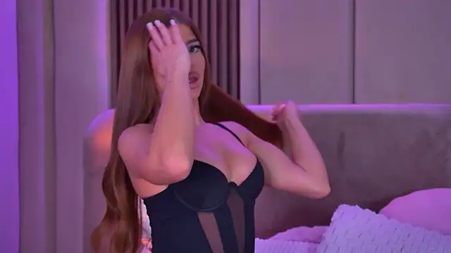 StephanieYves online show from 04/13/26, 05:18
