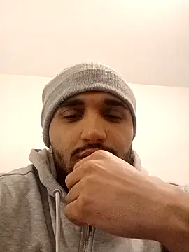 Snapshot of elgasmii chatting on 02/20/26, 06:30 elgasmii online show from 02/20/26, 06:30