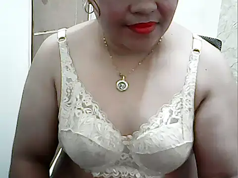 Snapshot of cutechubby chatting on 02/19/26, 11:34 cutechubby online show from 02/19/26, 11:34