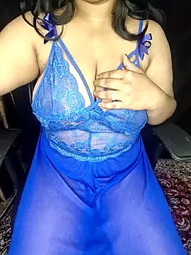Curvy Pooja online show from 03/24/26, 05:51