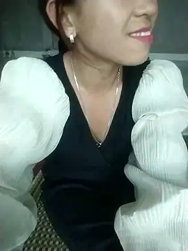 tieutam122 online show from 01/12/26, 07:13