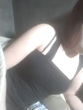 tieutam122 online show from 02/17/26, 11:44