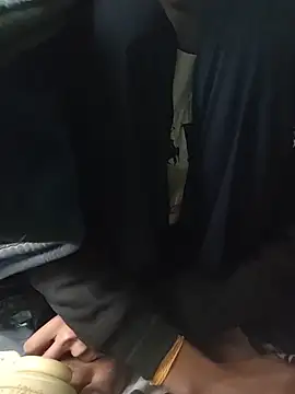 Snapshot of handsome_boy07 chatting on 11/30/25, 03:43 handsome boy07 online show from 11/30/25, 03:43