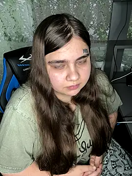 Snapshot of MariasV chatting on 12/01/25, 04:34 MariasV online show from 12/01/25, 04:34