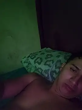 Alvarezz0202 online show from 04/07/26, 08:20