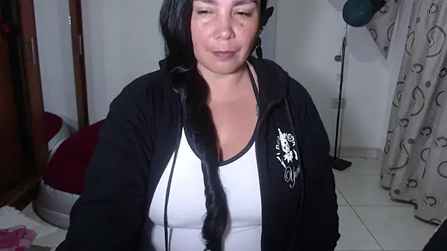 vivian-milf online show from 02/26/26, 01:59