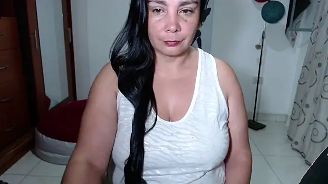 vivian-milf online show from 05/01/26, 01:43