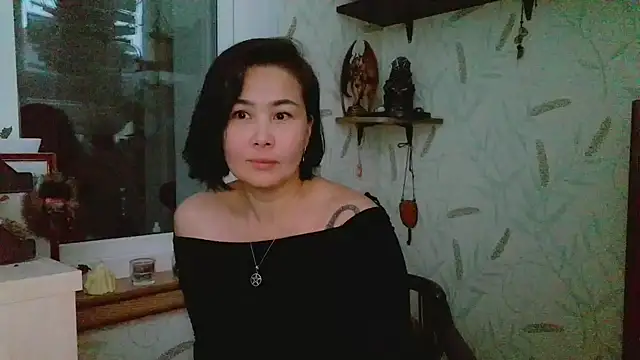 Snapshot of Nettie_Allie chatting on 11/29/25, 01:03 Nettie Allie online show from 11/29/25, 01:03