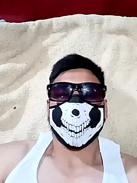 Snapshot of sexygosht chatting on 11/27/25, 04:14 sexygosht online show from 11/27/25, 04:14