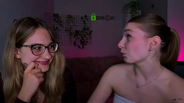 mary meow hot online show from 04/21/26, 07:28