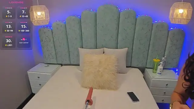 ninacrave  online show from 01/07/26, 02:47