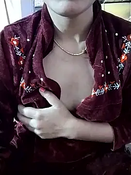 RASHMI SHARMA9 online show from 01/17/26, 07:46