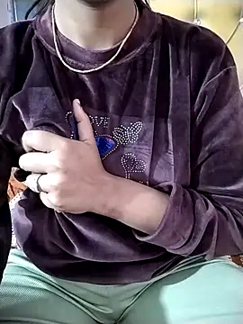 RASHMI SHARMA9 online show from 02/14/26, 01:08