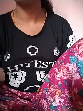 RASHMI SHARMA9 online show from 05/19/26, 12:00