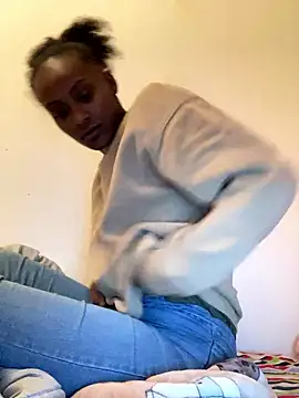    Hannah    online show from 01/09/26, 02:47