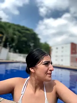 Snapshot of allisonn_parker26 chatting on 12/03/25, 06:28 allisonn parker26 online show from 12/03/25, 06:28