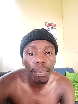 Snapshot of KwaBhebhelicious chatting on 12/16/25, 02:55 KwaBhebhelicious online show from 12/16/25, 02:55