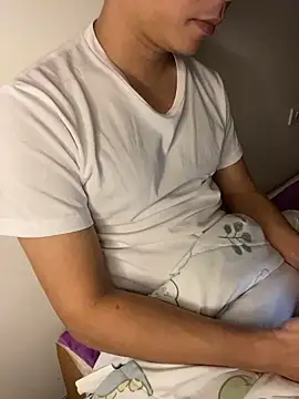 nicky0902 online show from 11/28/25, 12:30