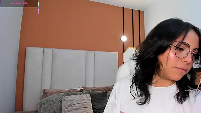 Scarlett musik online show from 01/13/26, 04:40