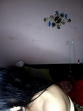 Snapshot of your-Mia07 chatting on 12/15/25, 09:52 your-Mia07 online show from 12/15/25, 09:52