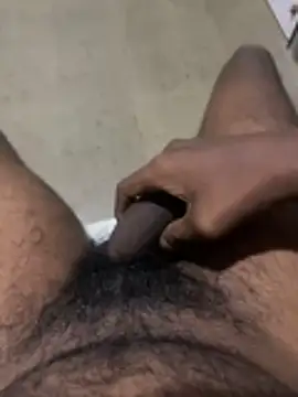 Snapshot of jare692001 chatting on 11/25/25, 07:47 jare692001 online show from 11/25/25, 07:47