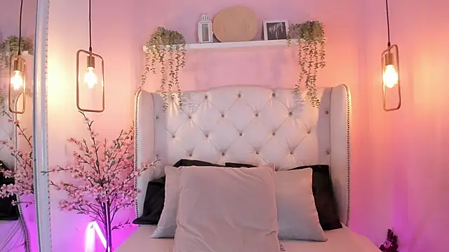 AmberHarpper online show from 03/28/26, 02:16