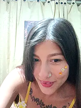 Snapshot of Roslin-nix2 chatting on 11/29/25, 09:18 Roslin-nix2 online show from 11/29/25, 09:18