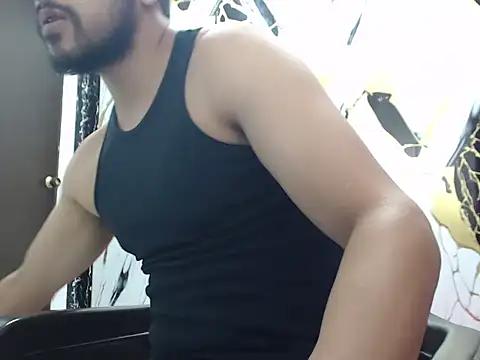 simonm667 online show from 06/29/26, 05:46